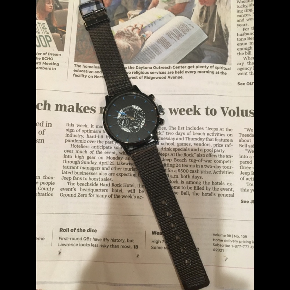 Geneva Mens Multi Function Mesh Band Watch NEW